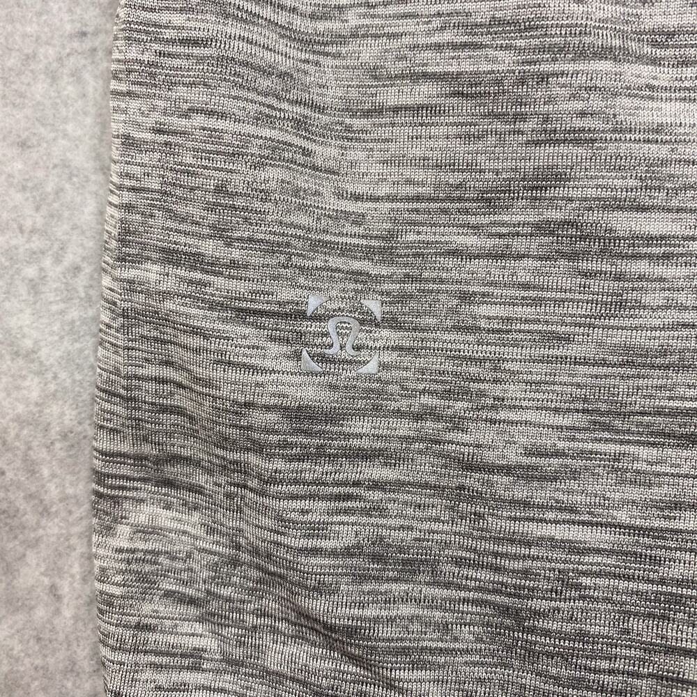 Lululemon Shirt Mens Size L Metal Vent Tech Short Sleeve V Neck in Slate White - Picture 6 of 8